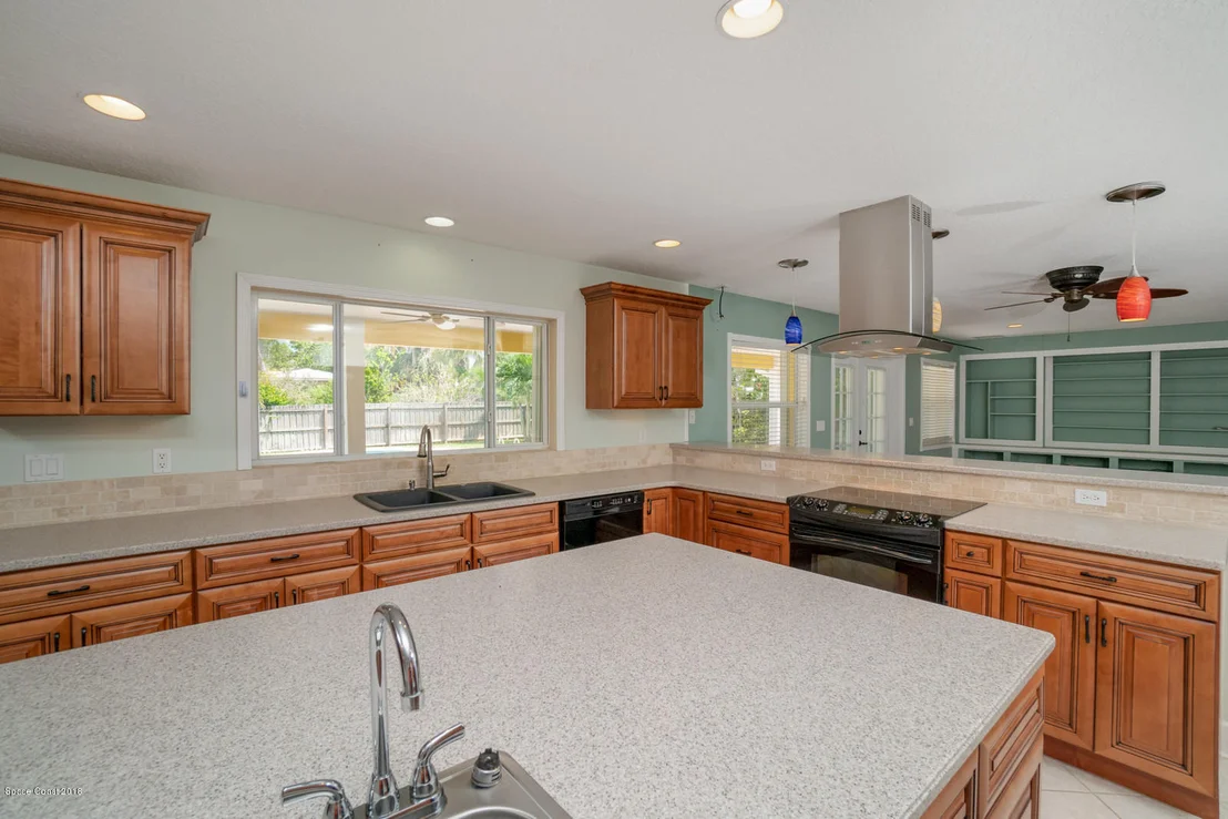 Photo of 304 Third Avenue