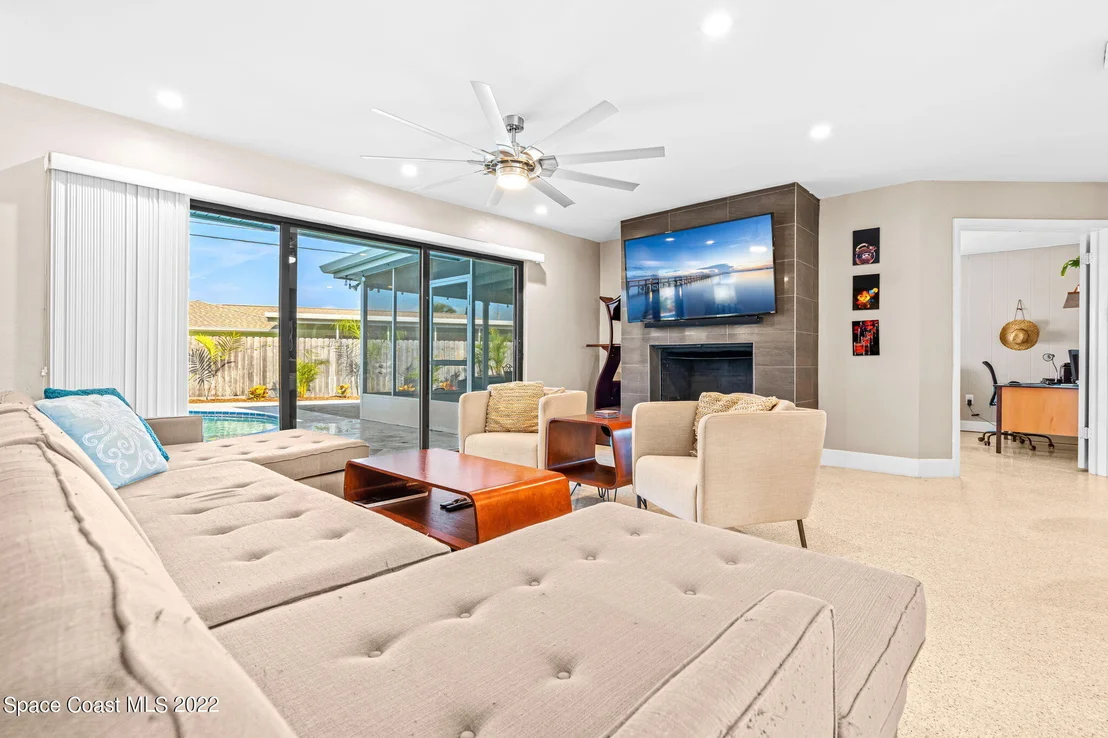 Photo of 518 Pine Tree Drive