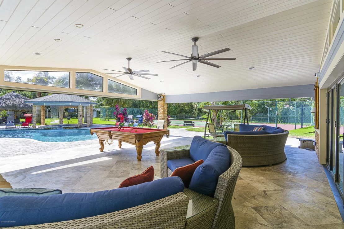 Photo of 4085 Lake Washington Road