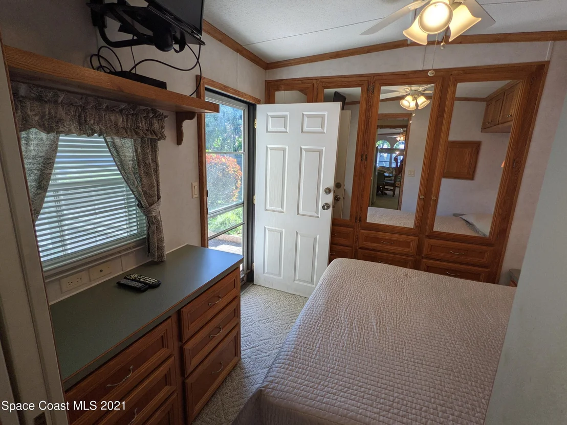 Photo of 357 Pier Lane