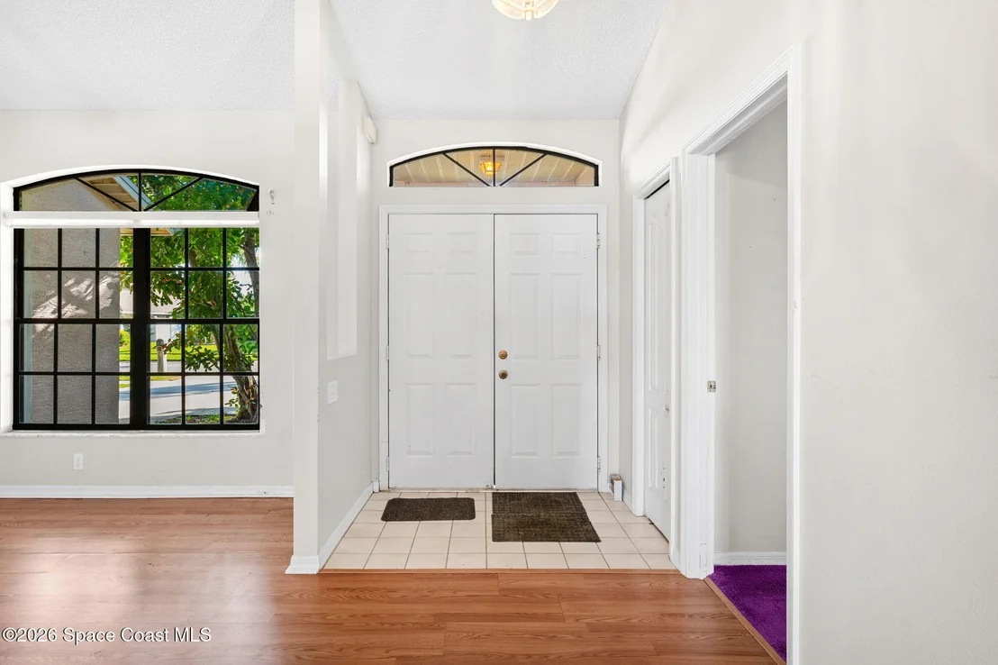 Photo of 2086 Lionel Drive