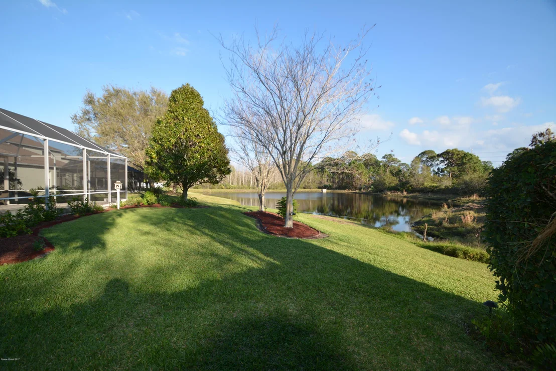Photo of 2741 Englewood Drive