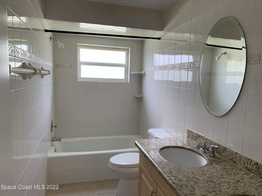 Photo of 799 Pebble Beach Avenue NE