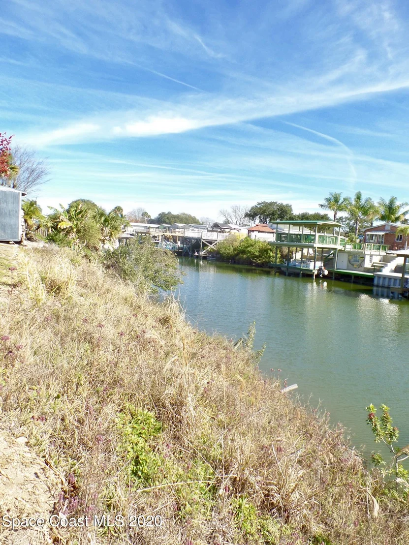 Photo of 131 E Ariel Road