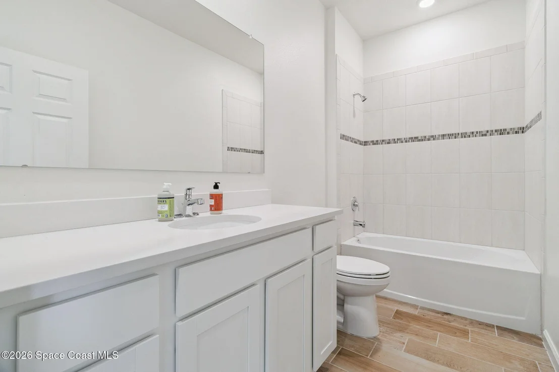 Photo of 5063 Alabaster Drive