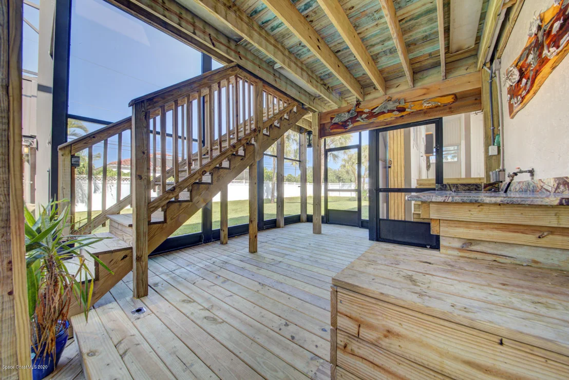 Photo of 260 Richards Road