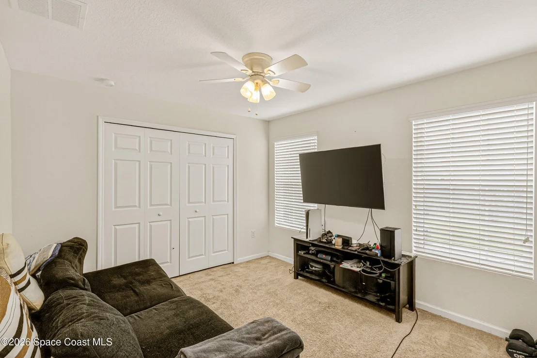 Photo of 547 Trymore Drive SE