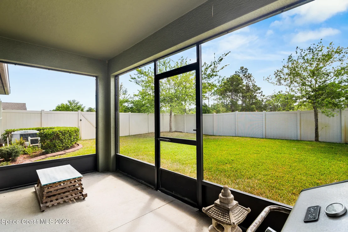 Photo of 980 Dillard Drive SE