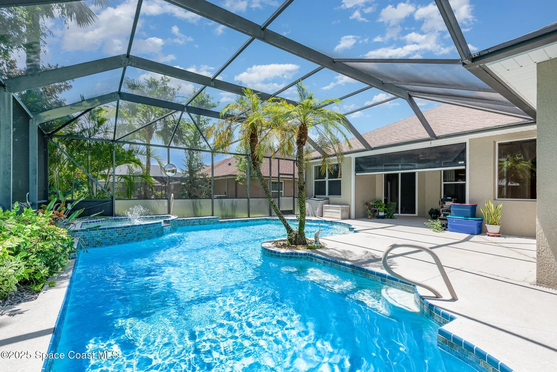Photo of 2423 Woodfield Circle