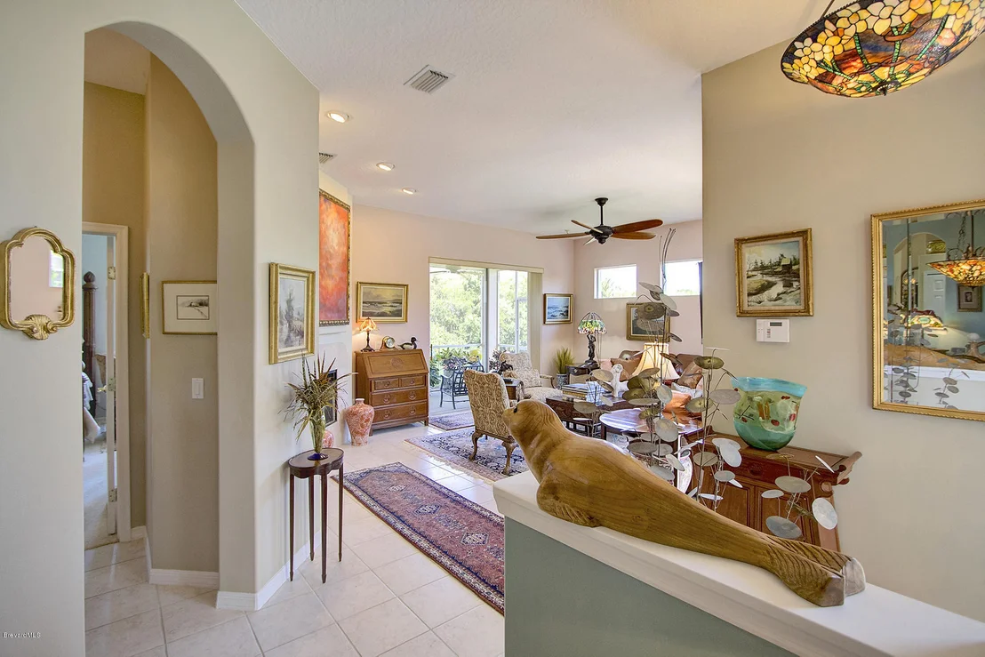 Photo of 931 Palm Brook Drive