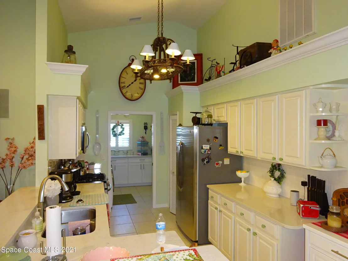 Photo of 941 Pelican Lane