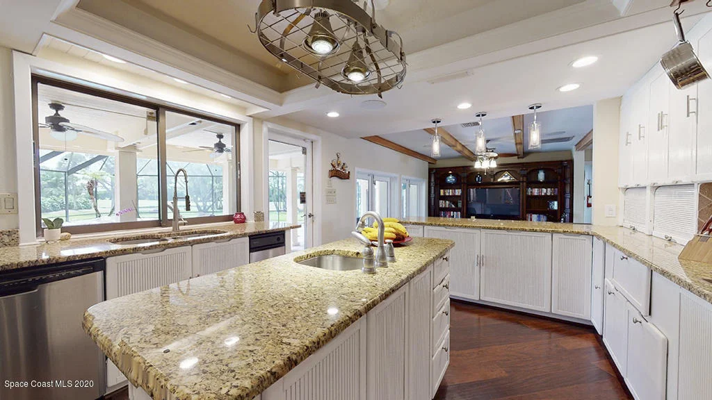 Photo of 643 Doral Lane