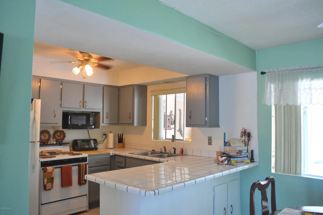 Photo of 960 Bacon Circle NE