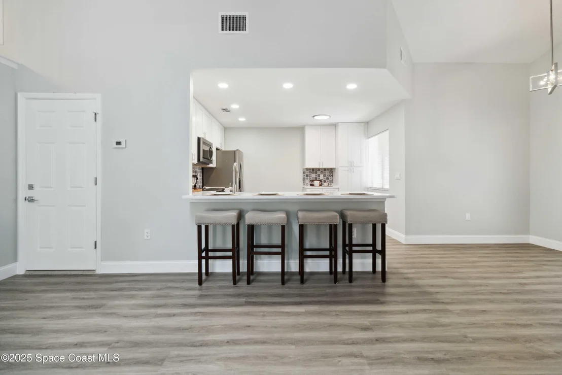 Photo of 906 S S Fork Circle