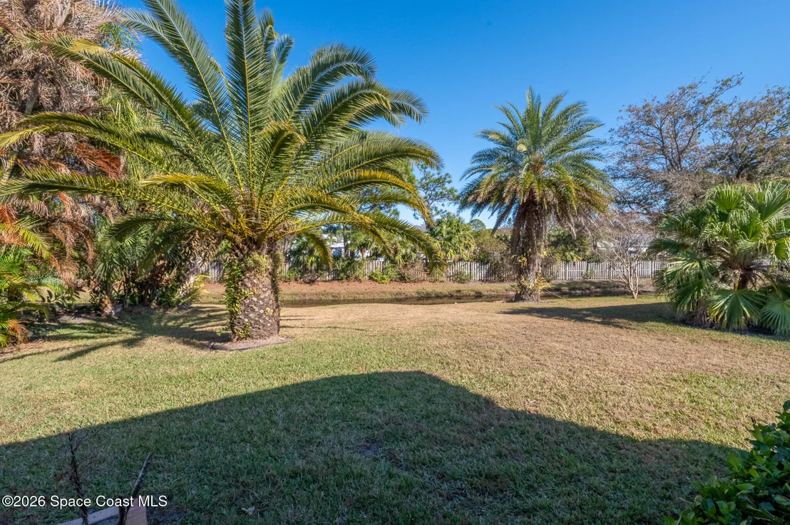 Photo of 1325 Shoreline Circle
