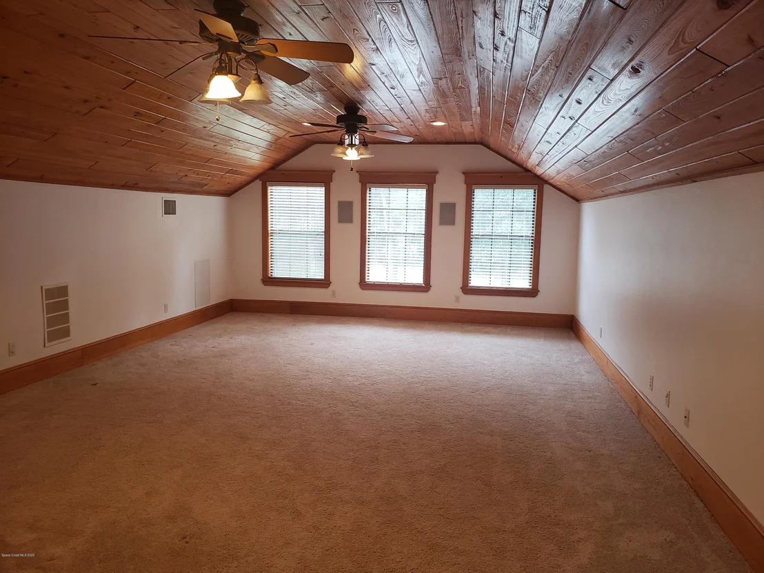 Photo of 555 Hale Road