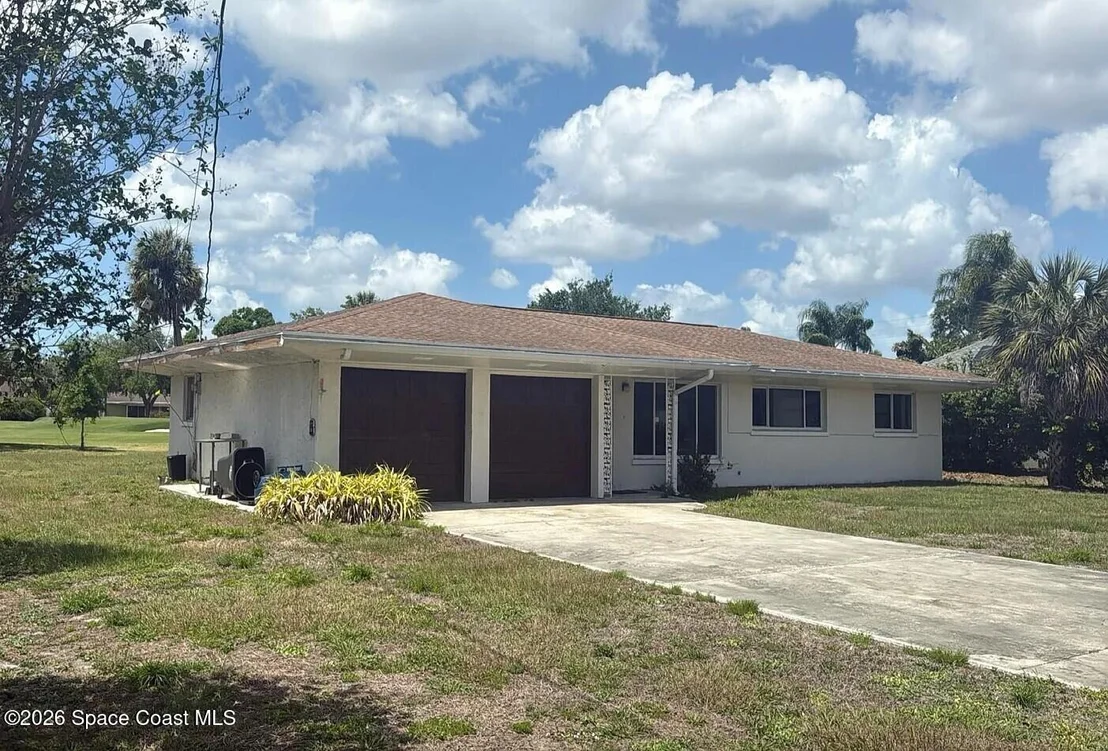 Photo of 714 Magellan Drive