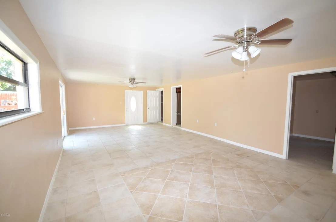 Photo of 2512 Post Road