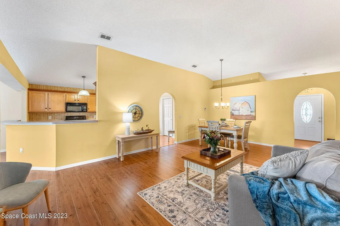 Photo of 4227 Four Lakes Drive