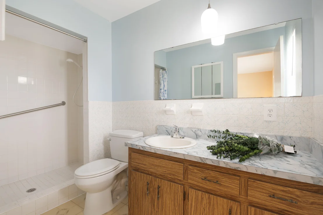 Photo of 2483 Colony Drive