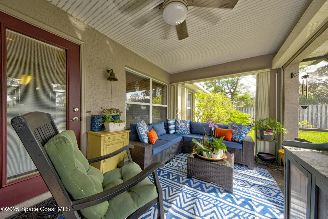 Photo of 1815 Botanica Circle
