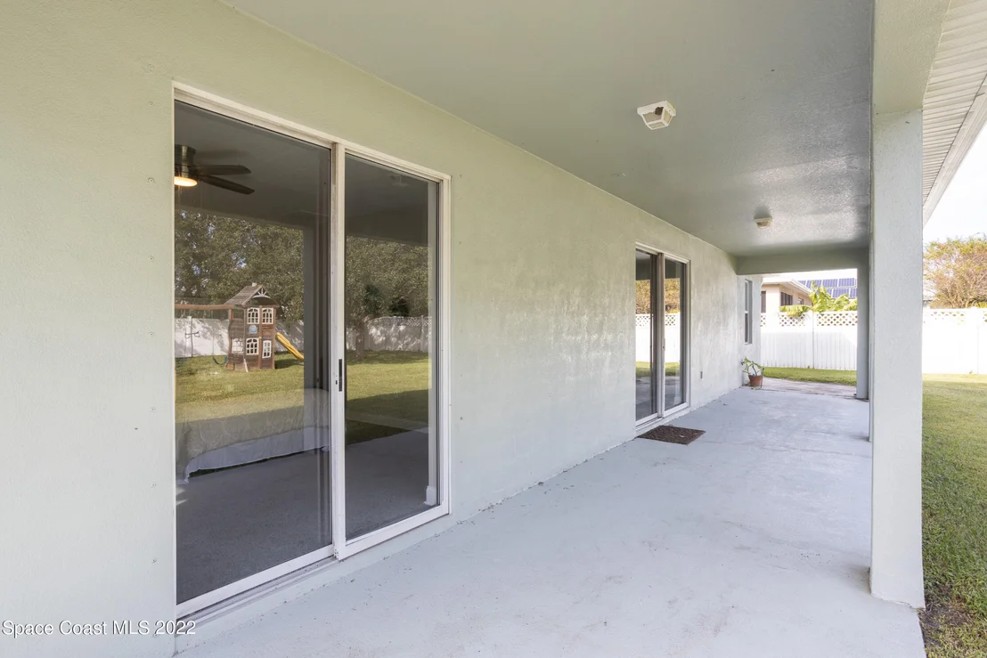 Photo of 1660 Bridgeport Circle