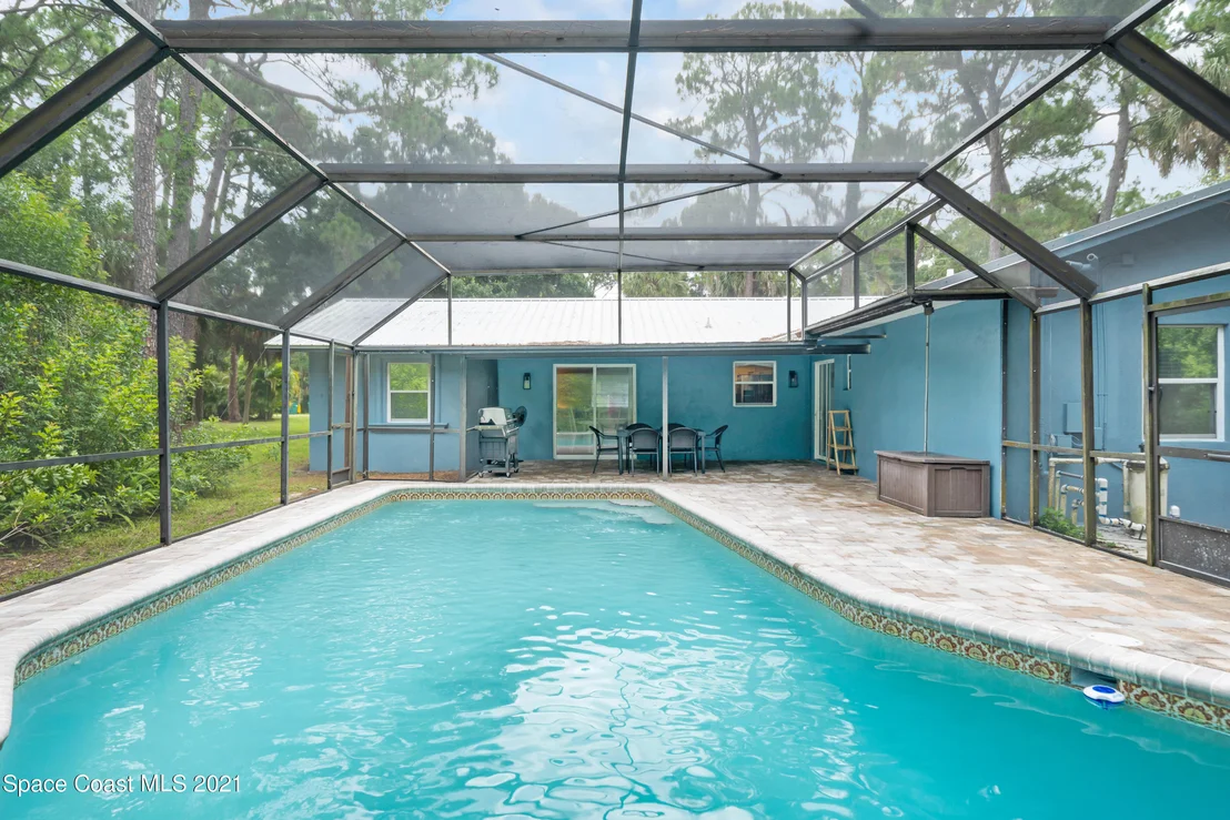 Photo of 2480 Cox Road