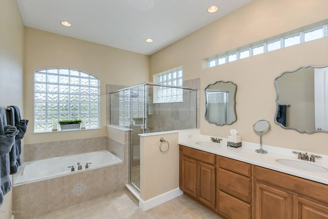 Photo of 5700 Rusack Drive