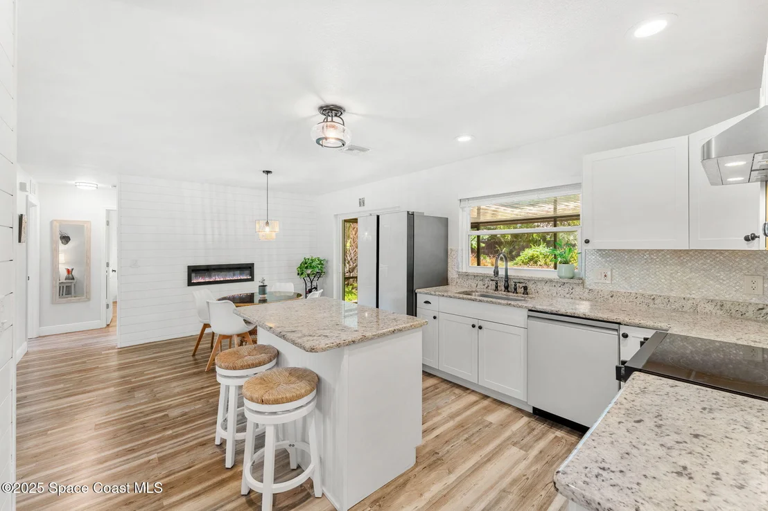 Photo of 3353 Jay Tee Drive