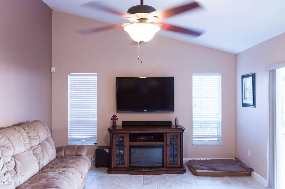Photo of 1010 Pelican Lane