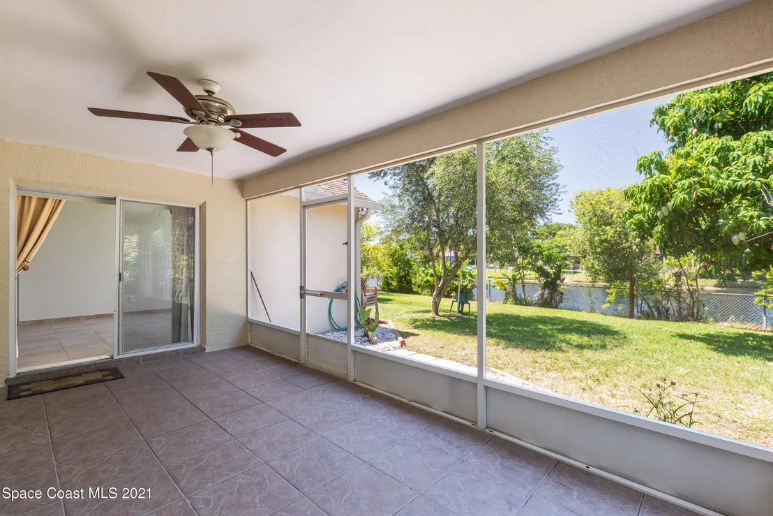 Photo of 1054 Jacaranda Circle