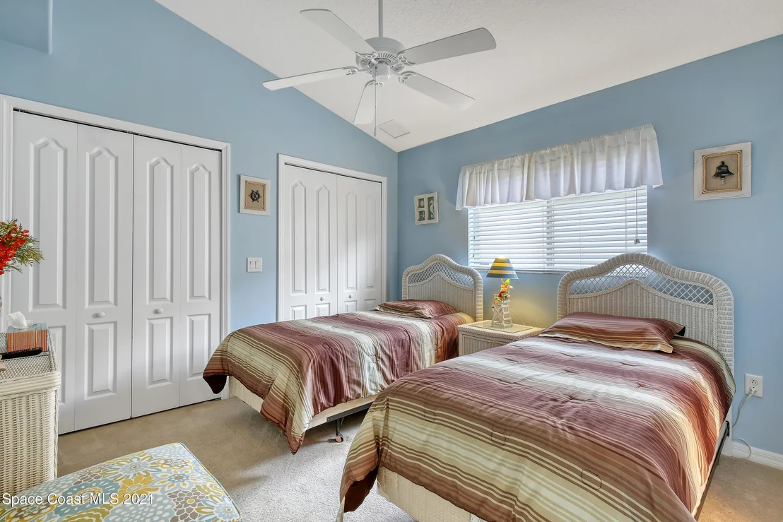 Photo of 6915 Renshaw Drive
