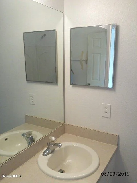 Photo of Unit 104 at 975 Luminary Circle