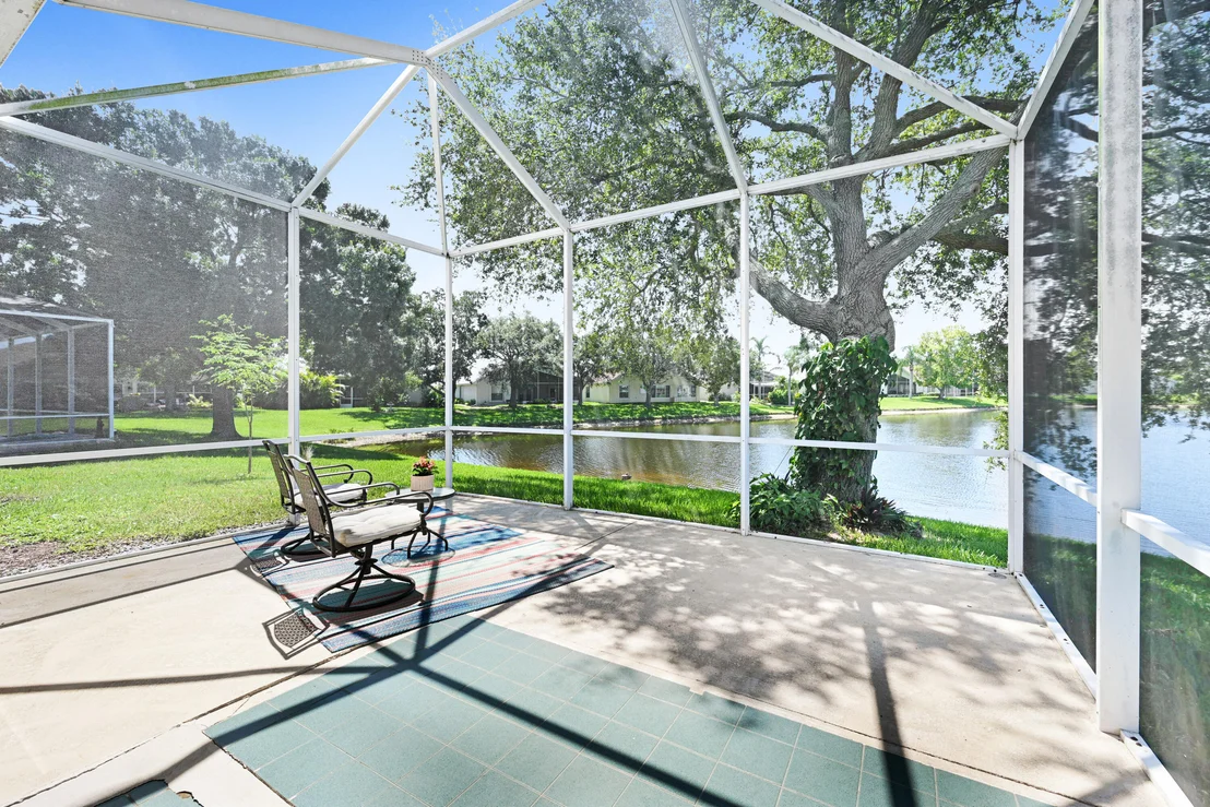 Photo of 2299 Addington Circle