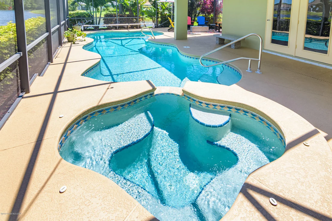 Photo of 2128 Auburn Lakes Drive