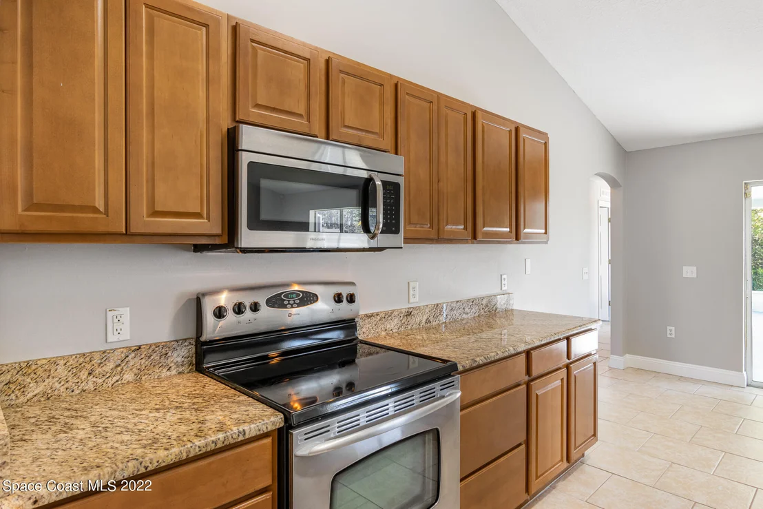 Photo of 1815 Dragon Road SE