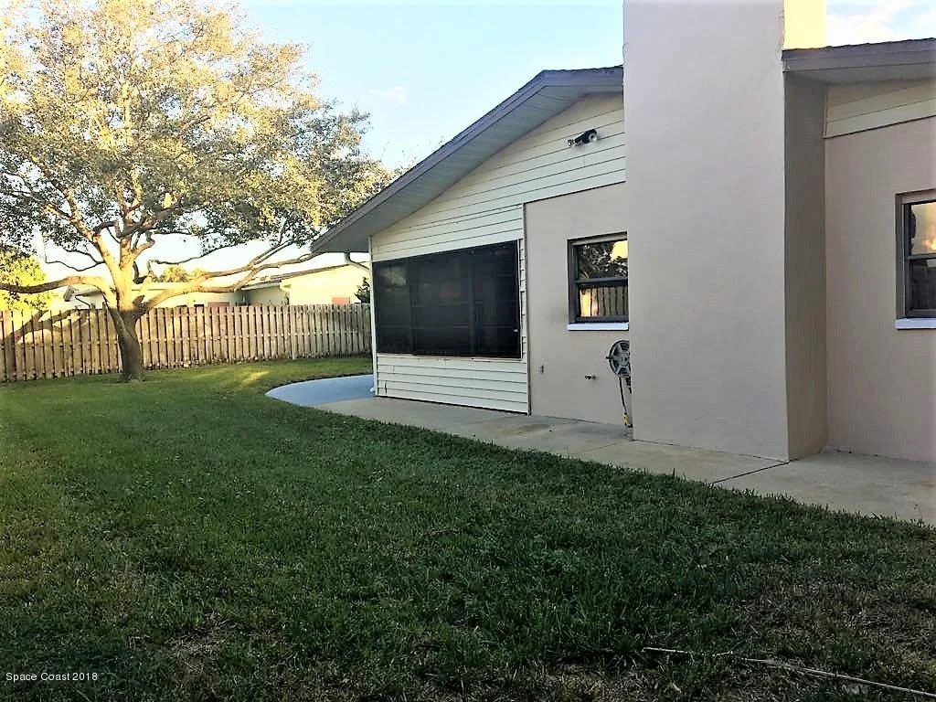 Photo of 413 Skylark Boulevard