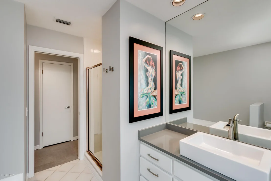Photo of 300 Riverside Drive