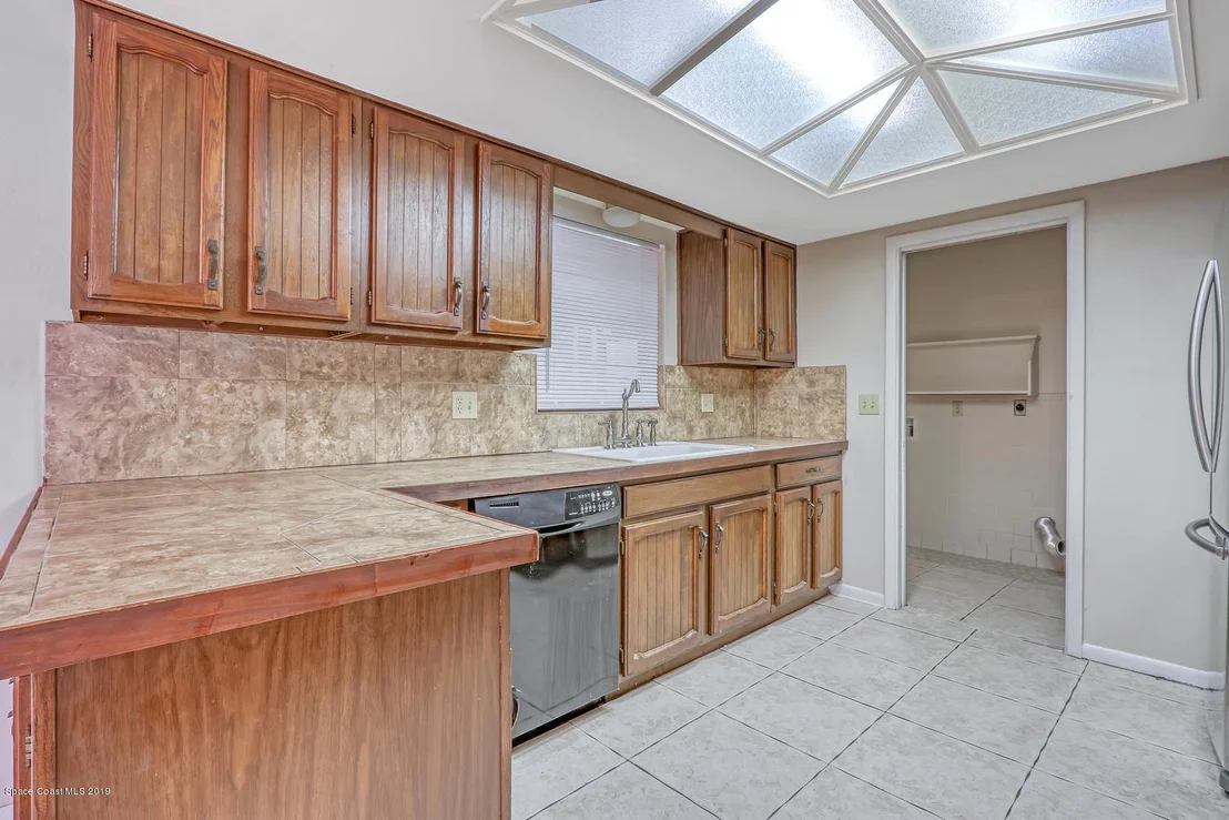 Photo of 3214 Jupiter Boulevard SE