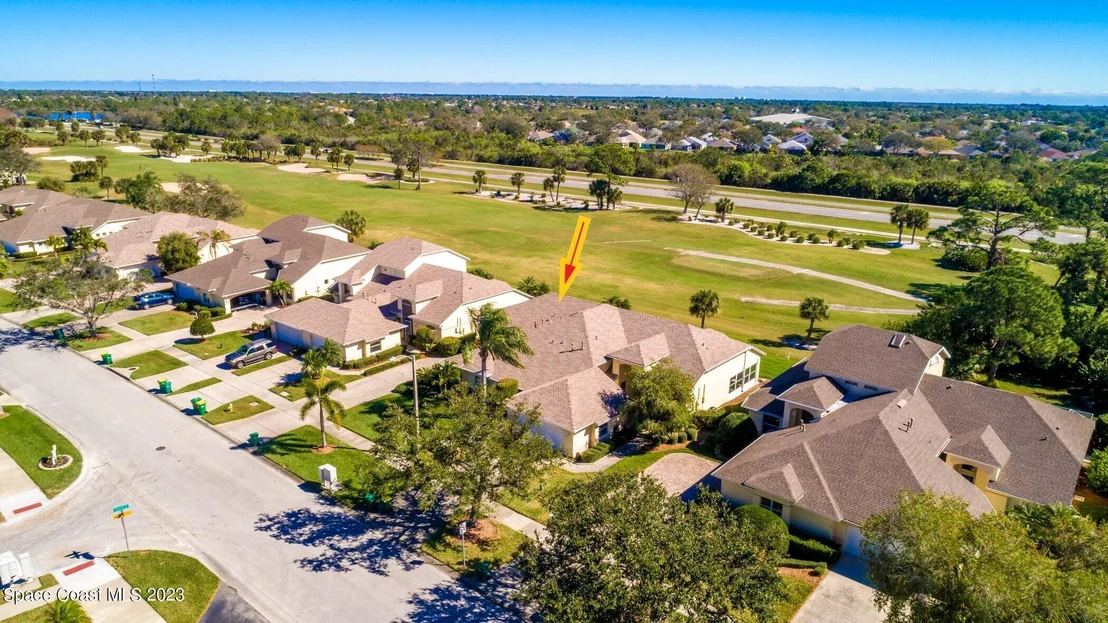 Photo of 1961 Golf Vista Boulevard