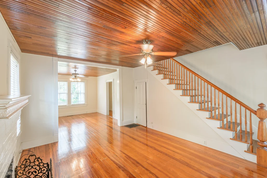 Photo of 36 Barton Avenue