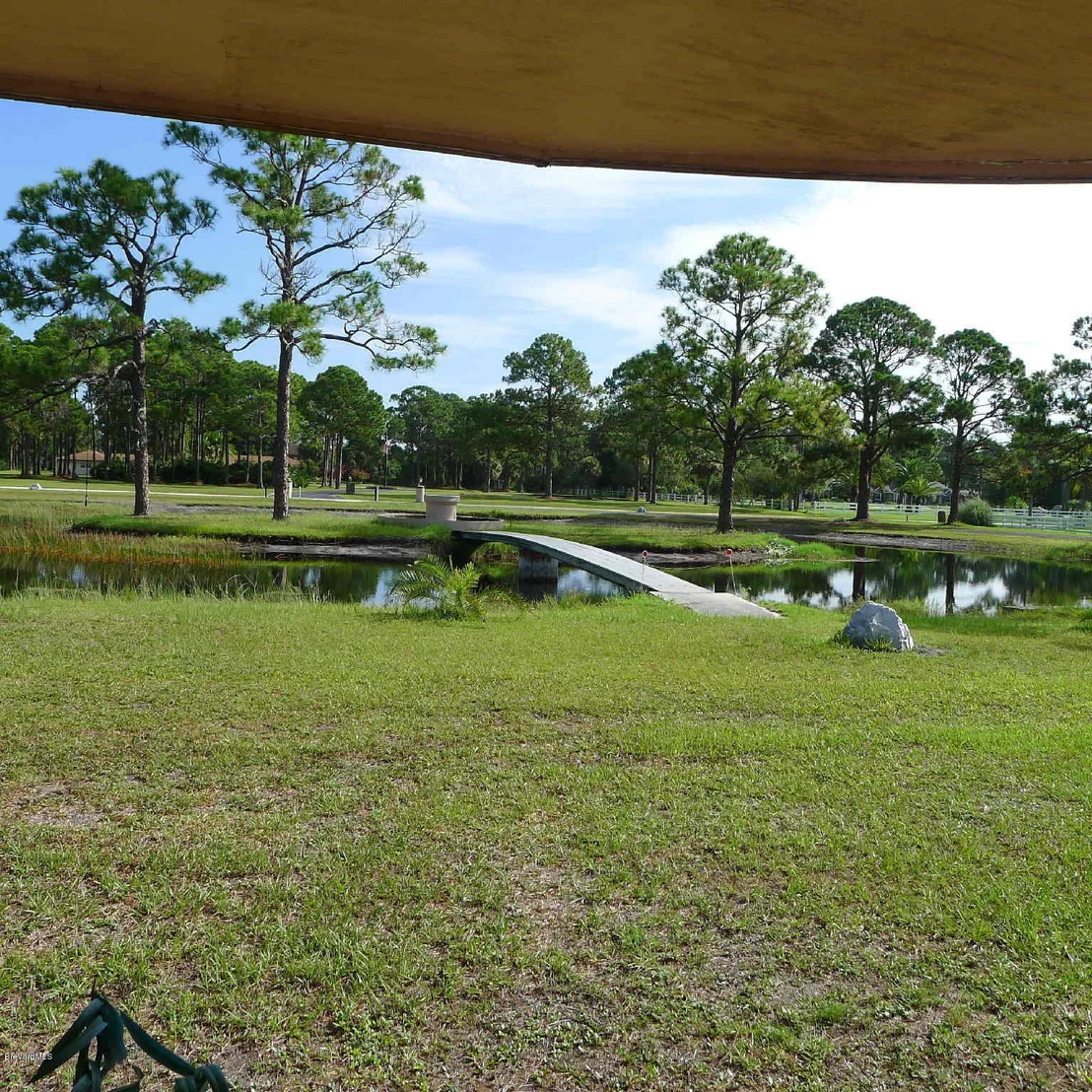 Photo of 4253 Pinewood Road