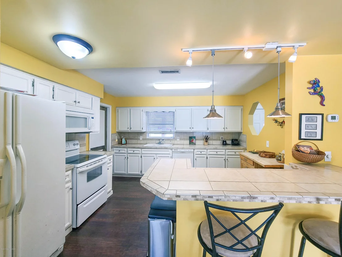 Photo of 4945 Cocoanut Drive