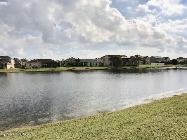 Photo of 3637 Peninsula Circle