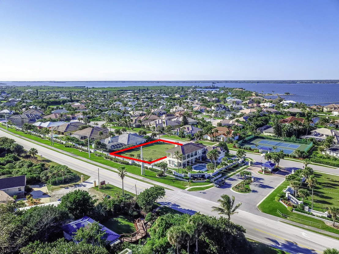 Photo of 203 Loggerhead Drive