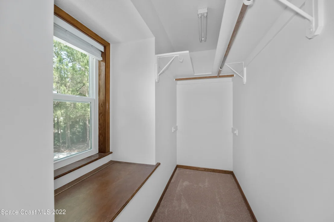 Photo of 3925 Milwaukee Avenue