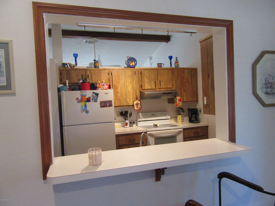 Photo of 6480 Hudson Road
