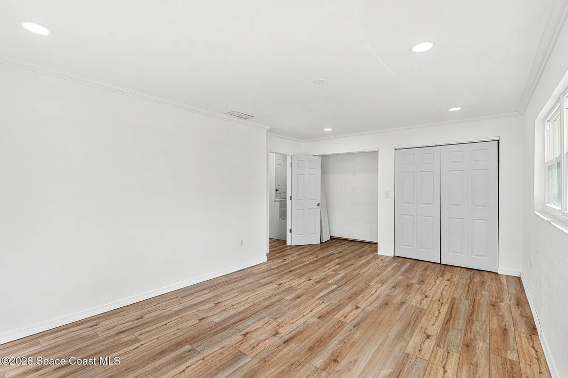 Photo of 135 Oakledge Drive