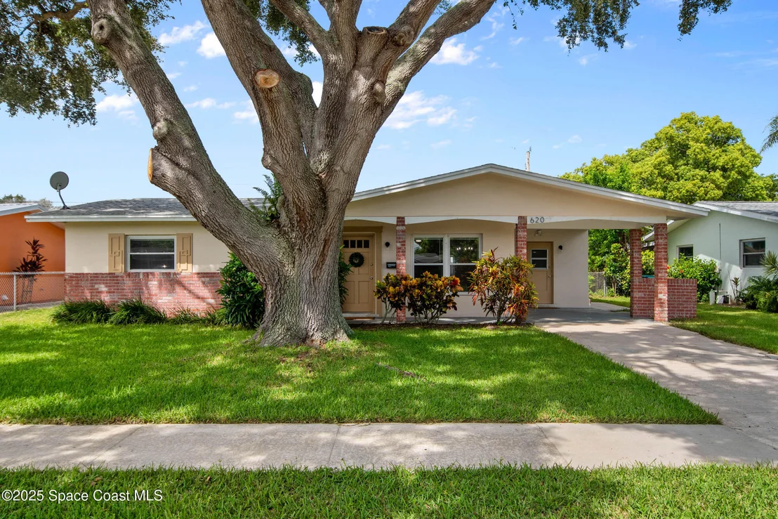 Photo of 620 Clarke Avenue