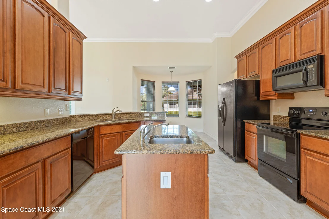 Photo of 869 Seven Gables Circle SE
